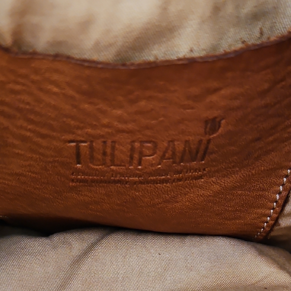 Italian Leather Tan Shoulder Bag - Picture 8 of 10